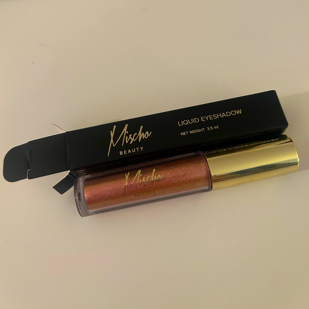 Liquid Eyeshadow- Mischo Beauty